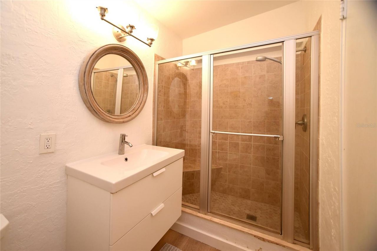 8042 36th Avenue N, Saint Petersburg, FL 33710 Photo