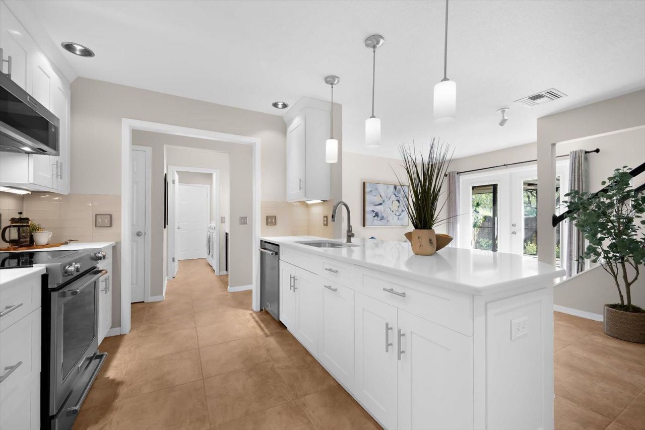 344 Cascade Lane, Palm Harbor, FL 34684 Photo