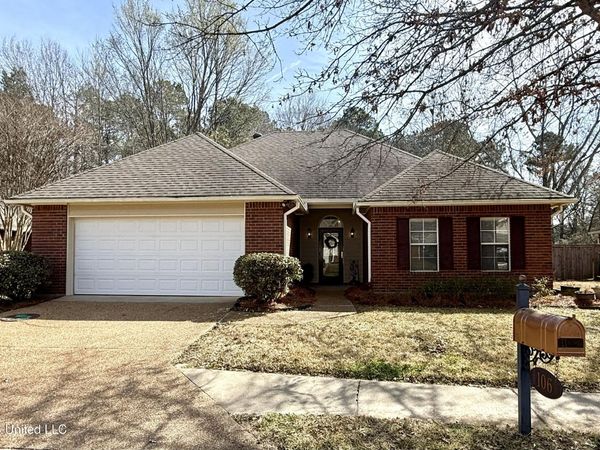 106 Cowles Creek Road, Clinton, MS 39056