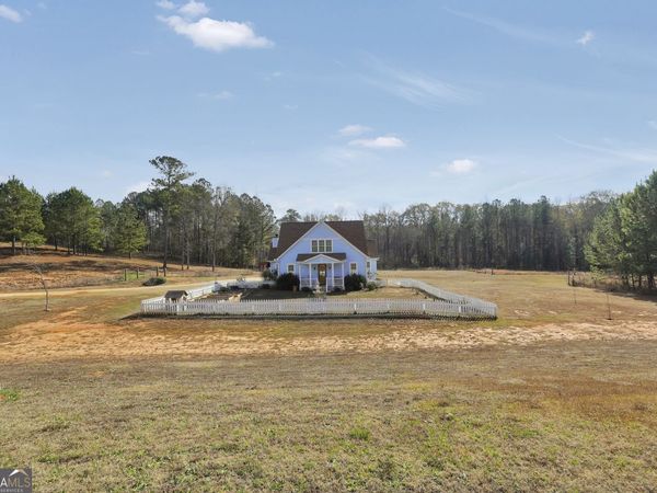 200 Douglas Creek Road, Flovilla, GA 30216