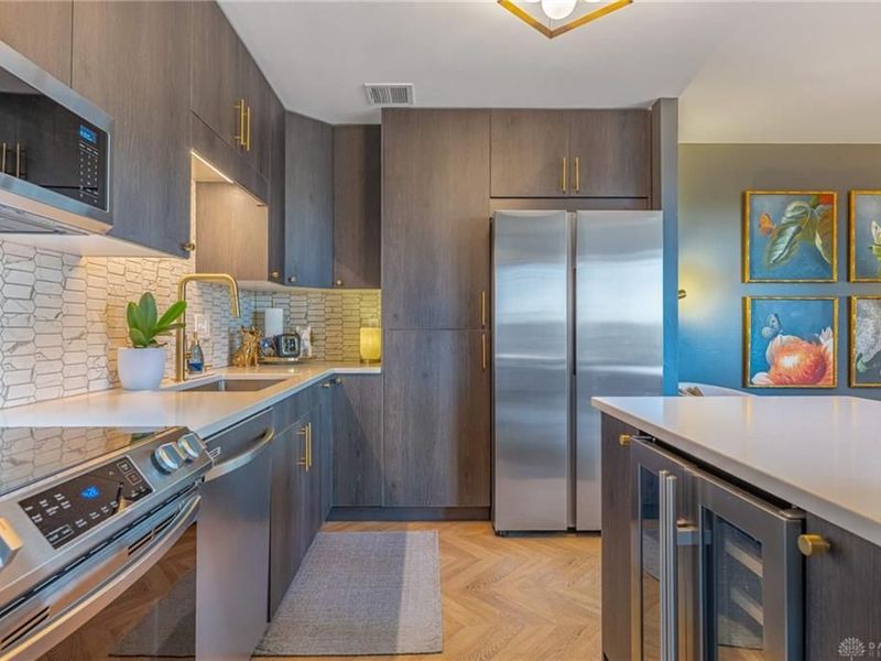 2230 S Patterson Boulevard, Unit 53, Dayton, OH 45409 Photo 11