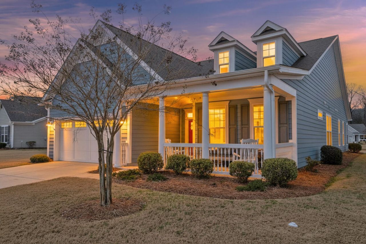 2077 Barn Swallow Road Photo 13