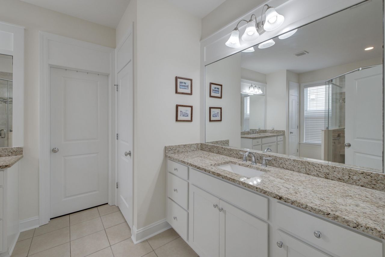 2077 Barn Swallow Road Photo 21