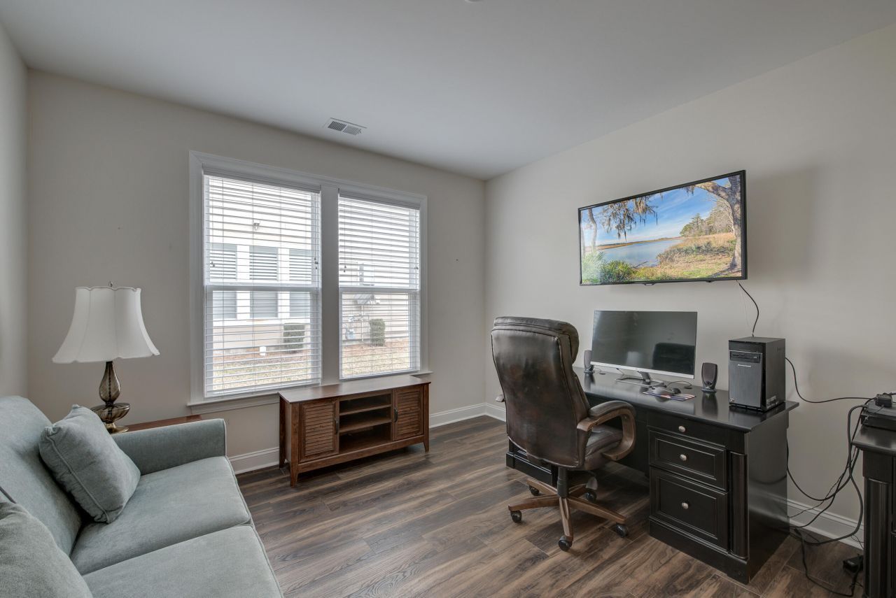 2077 Barn Swallow Road Photo 35