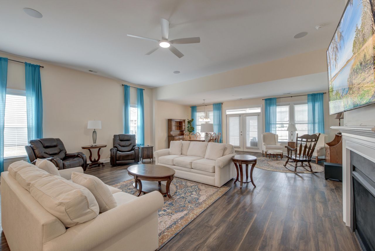 2077 Barn Swallow Road Photo 36