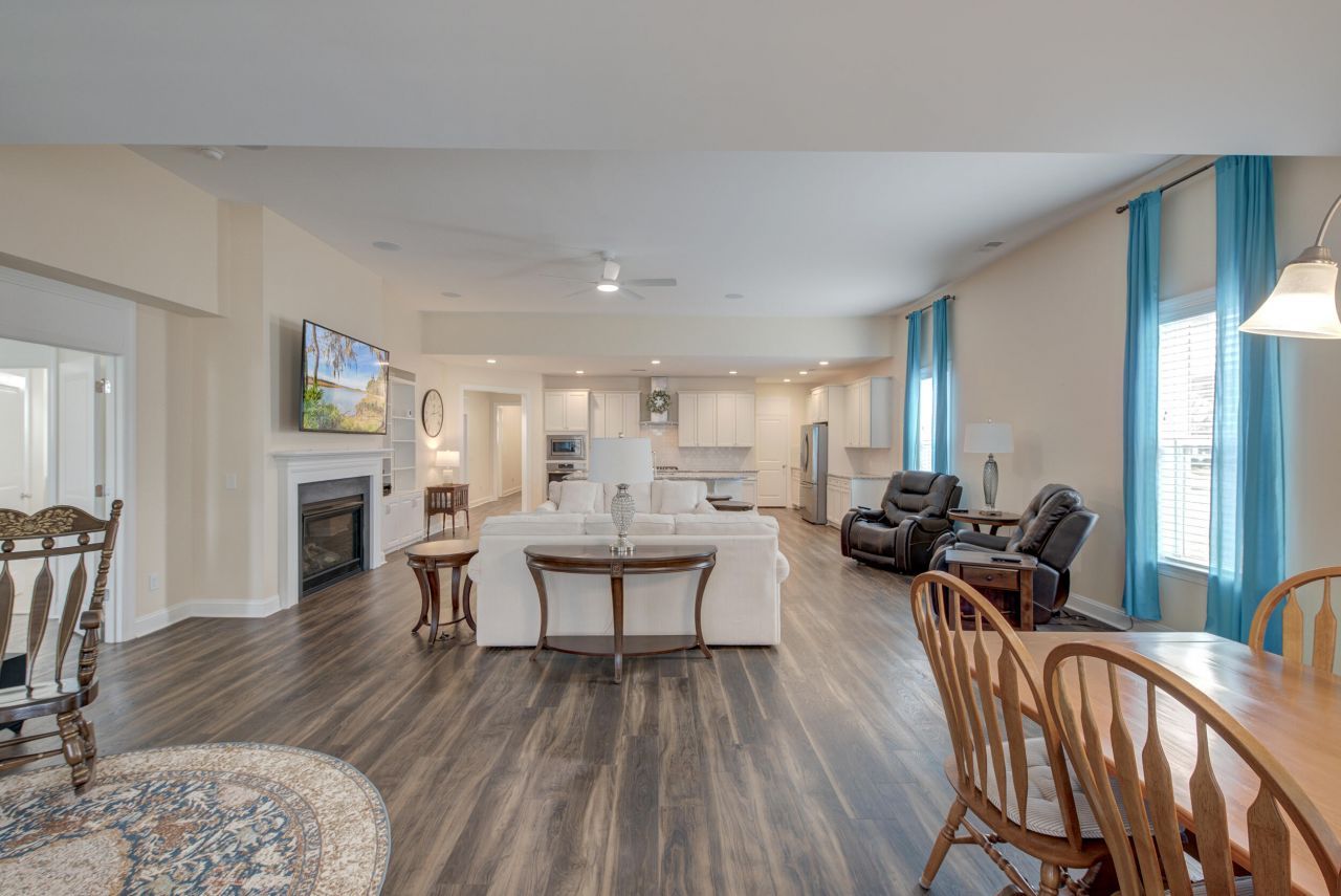 2077 Barn Swallow Road Photo 38