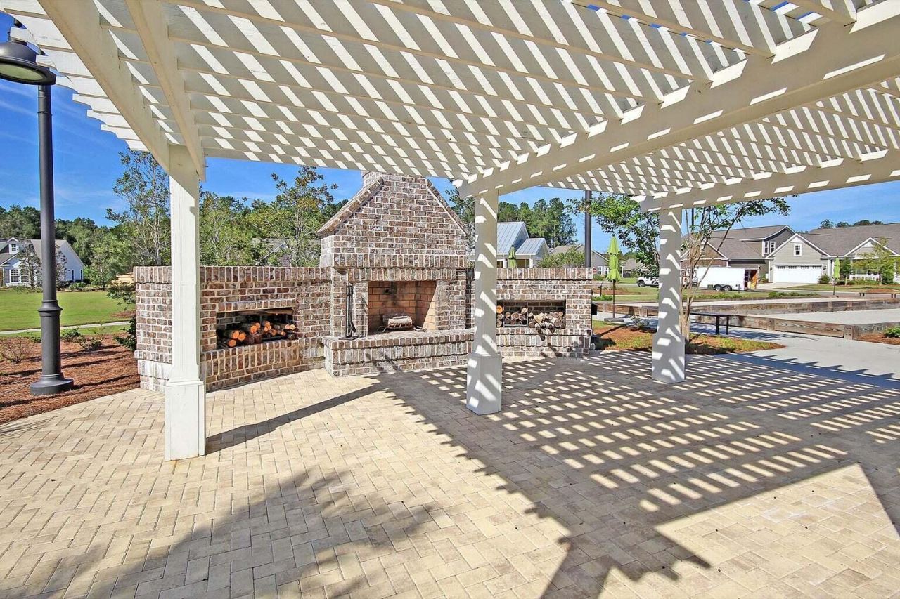 2077 Barn Swallow Road Photo 61