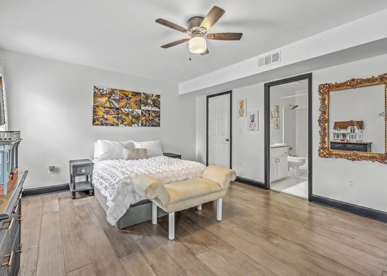 1590 Wabeek Way Photo 22