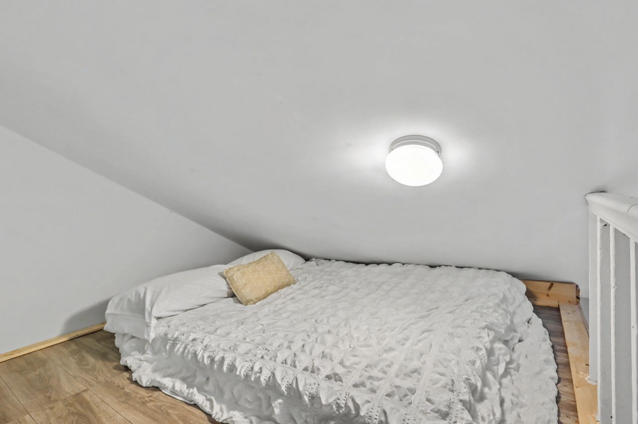 1590 Wabeek Way Photo 25