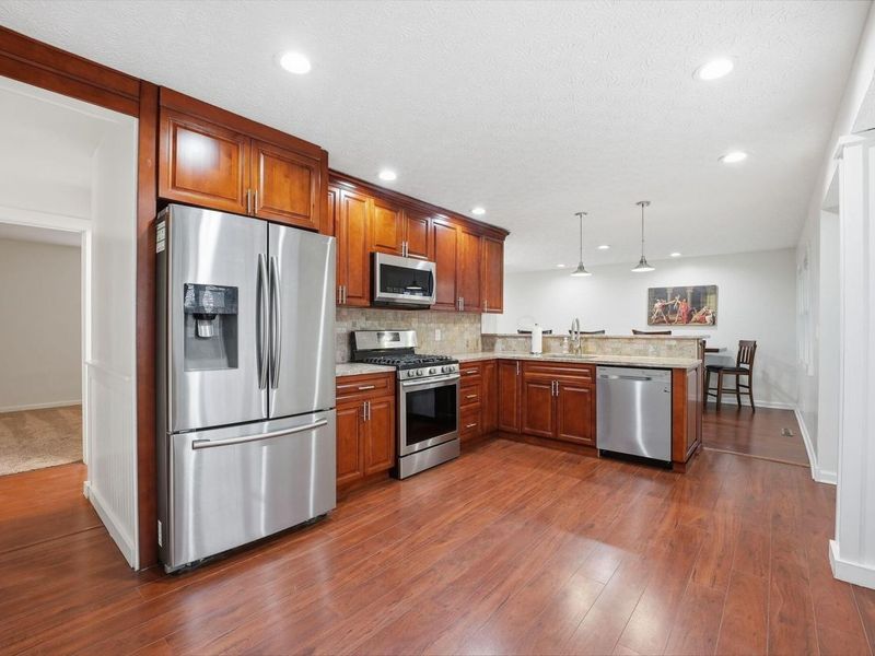 1114 Alexandria Road, Reynoldsburg, OH 43068 Photo 2