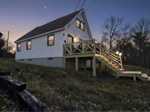 27 A Street, Franklin, NH 03235