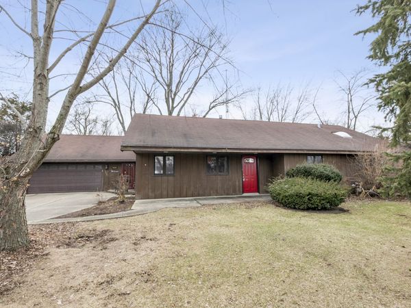 5608 S Gilbert Avenue, La Grange Highlands, IL 60525