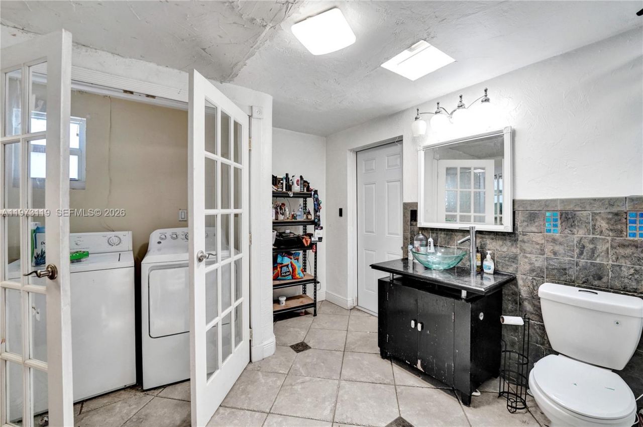 2462 Washington St, Hollywood, FL 33020 Photo