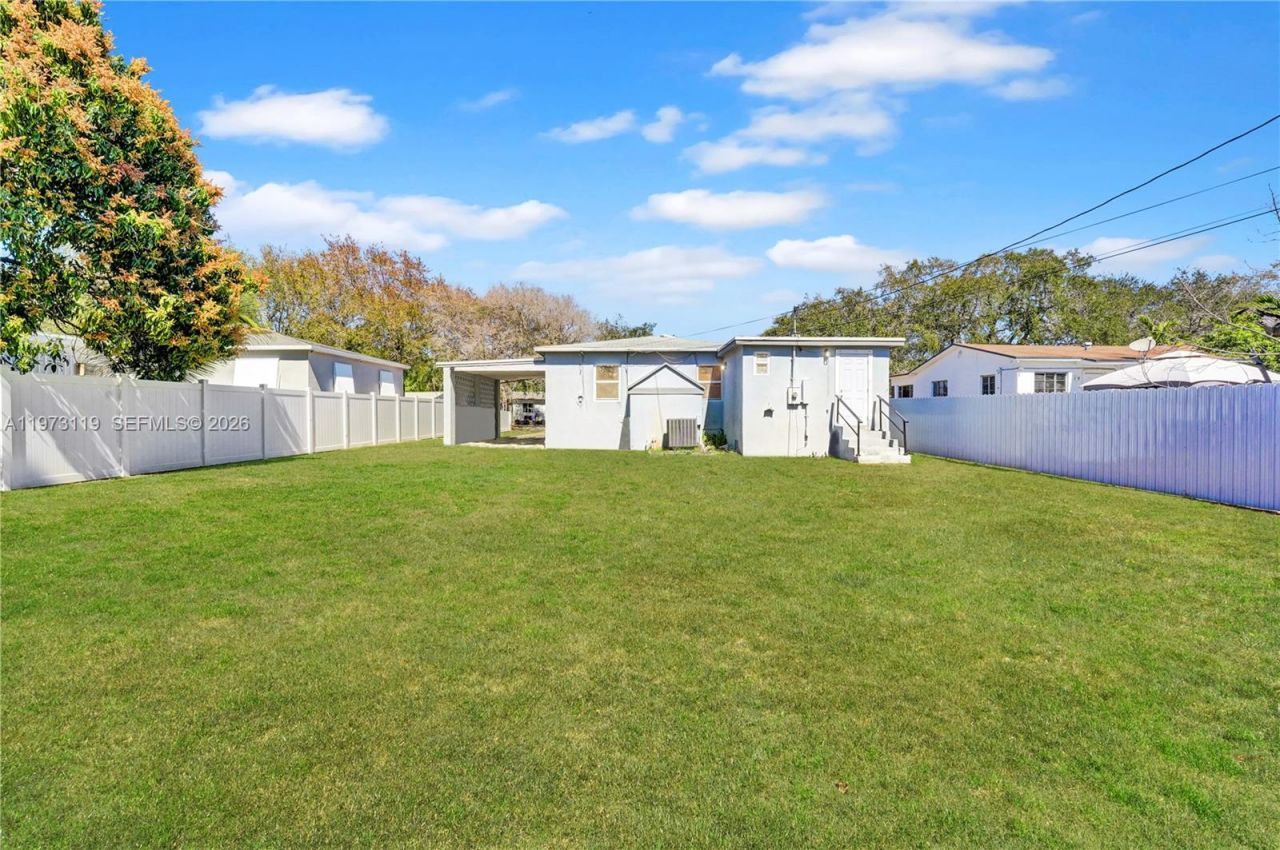 2462 Washington St, Hollywood, FL 33020 Photo