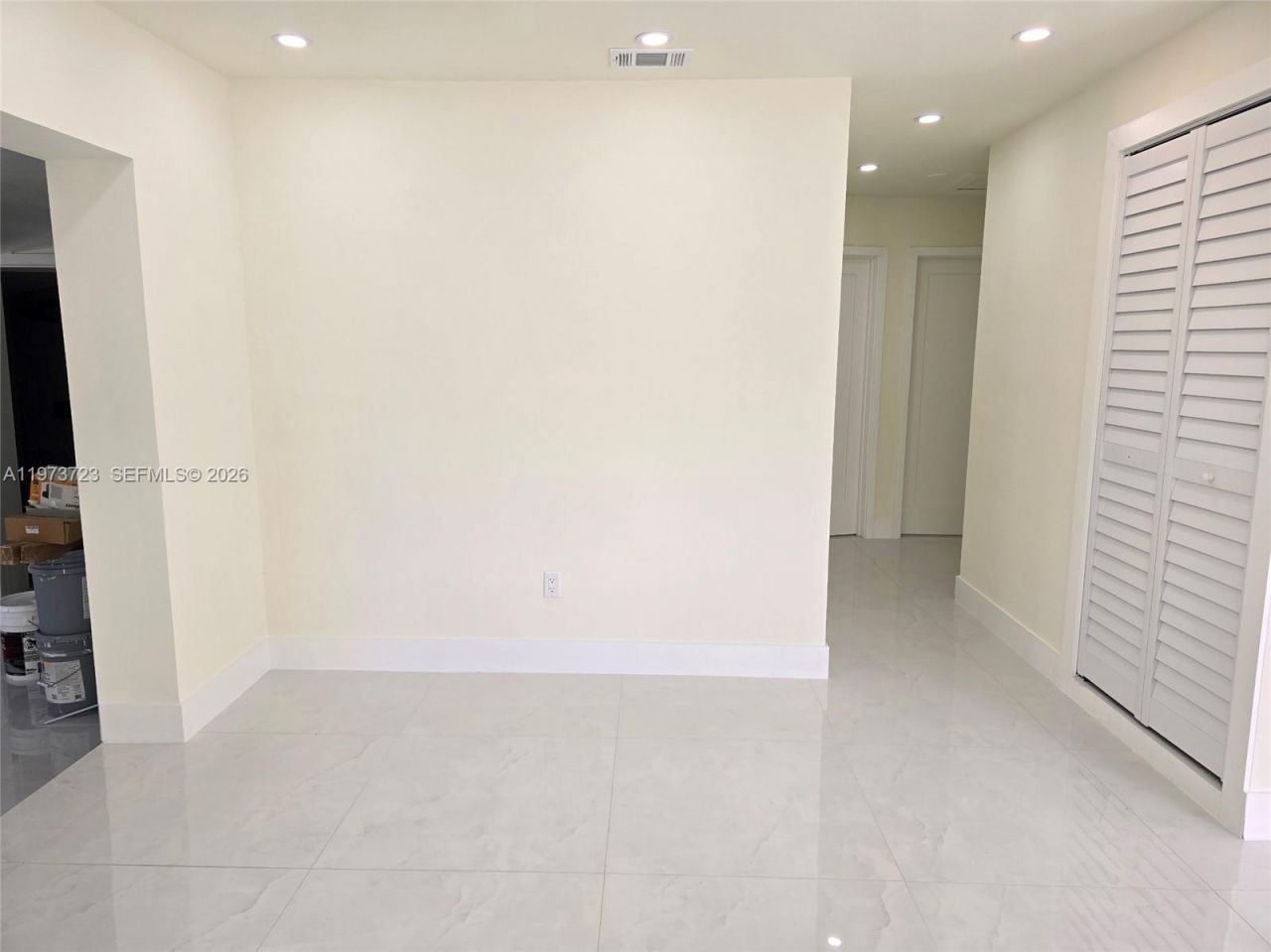 571 E 54th St, Hialeah, FL 33013 Photo