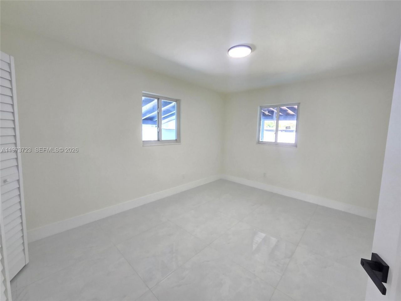 571 E 54th St, Hialeah, FL 33013 Photo