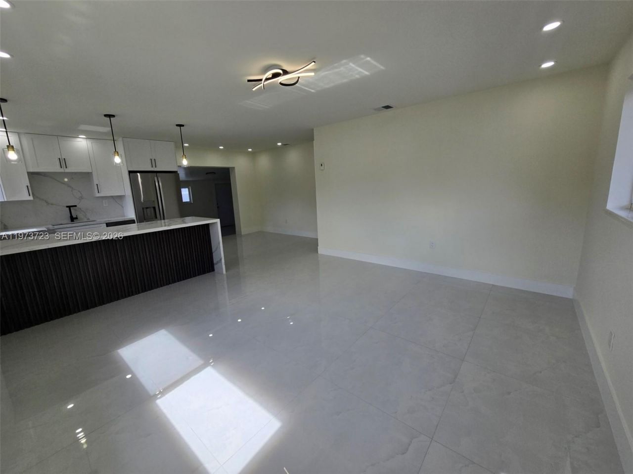 571 E 54th St, Hialeah, FL 33013 Photo