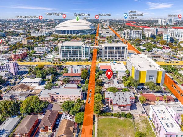 1143 NW 6th St , Miami, FL 33136