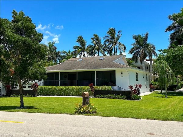 560 9th AVE S, NAPLES, FL 34102
