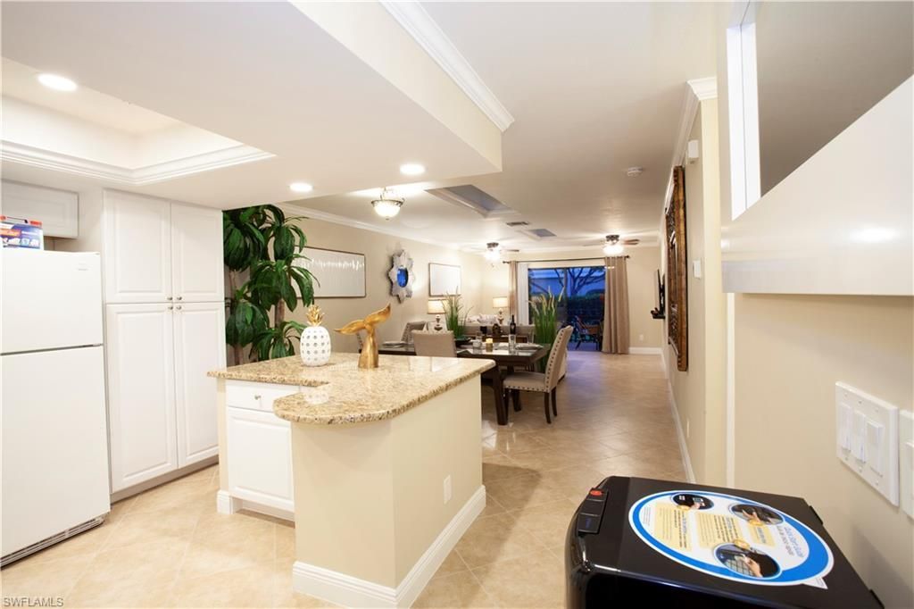 560 9th Ave S, Naples, FL 34102 Photo