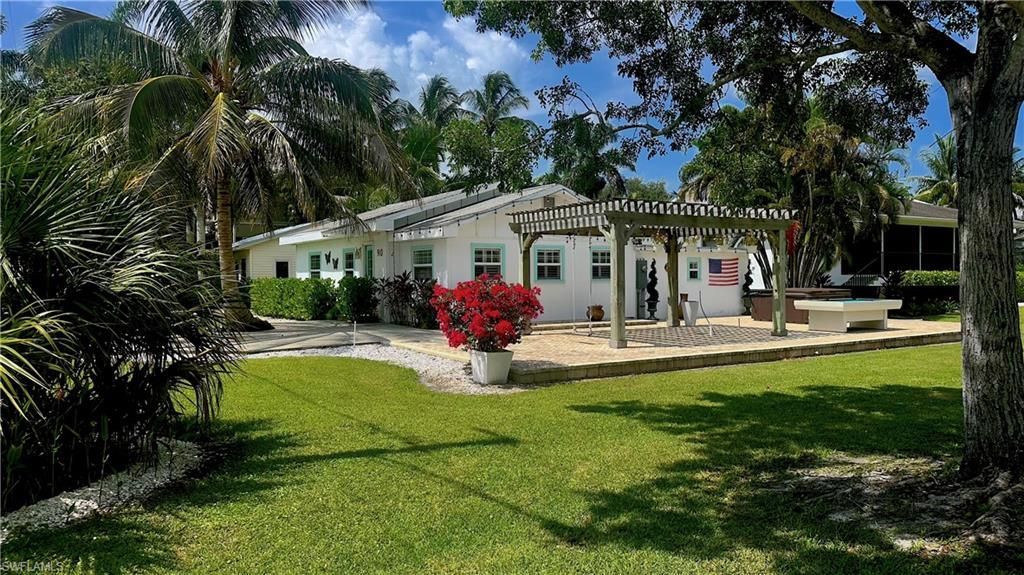 560 9th Ave S, Naples, FL 34102 Photo