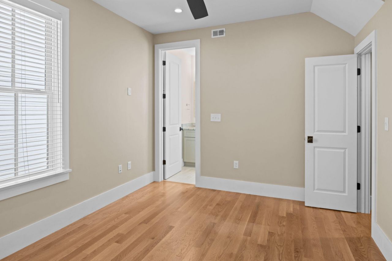 11 Porters Court Photo 15