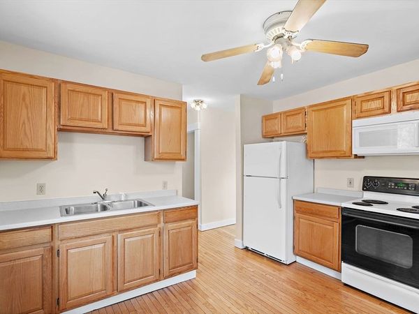 78 Essex St, Unit 2, Marlborough, MA 01752