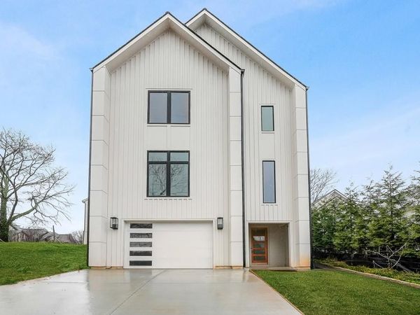 3220 Osborne Road NE, Atlanta, GA 30319