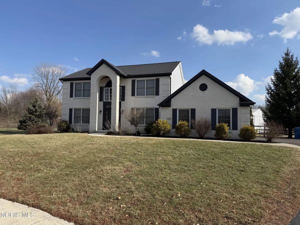 7407 Lock Mill Court, Maumee, OH 43537