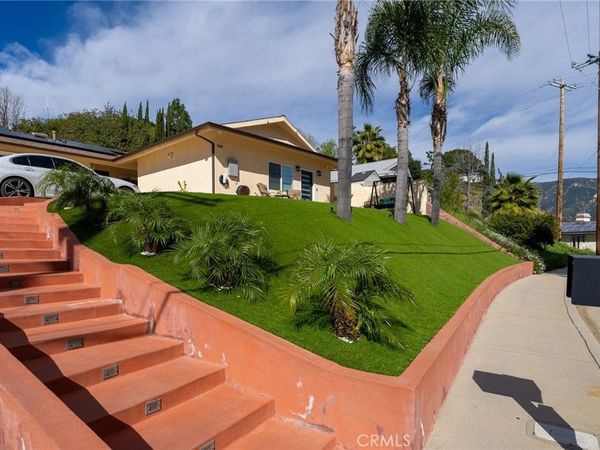 6907 Estepa Drive, Tujunga, CA 91042
