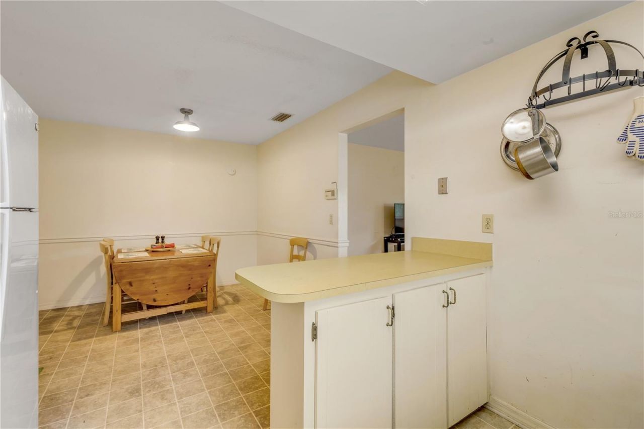 622 Goodwin Avenue, New Smyrna Beach, FL 32169 Photo