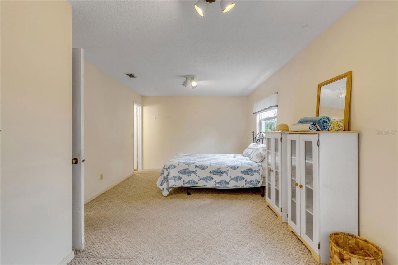 622 Goodwin Avenue, New Smyrna Beach, FL 32169 Photo