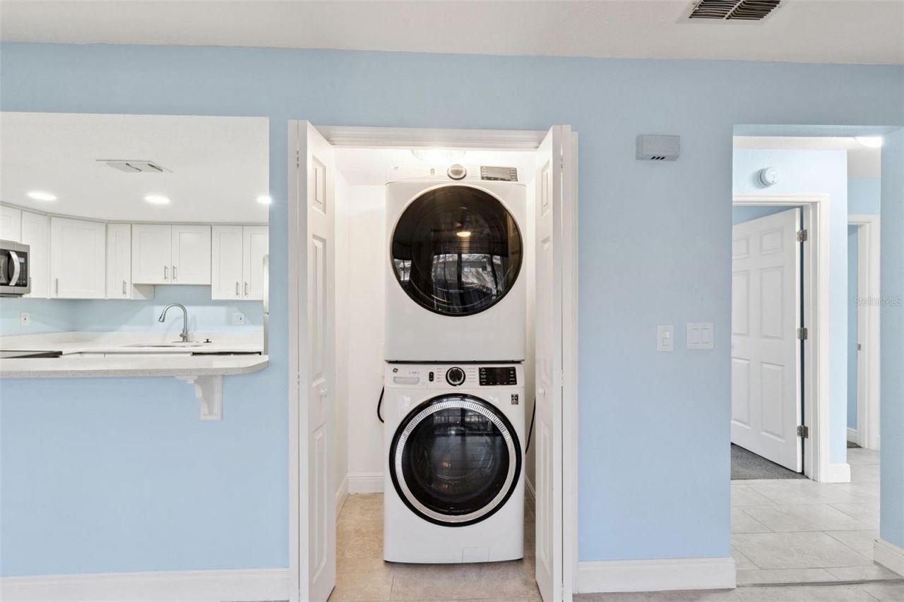 429 Sheoah Boulevard, Unit 12, Winter Springs, FL 32708 Photo