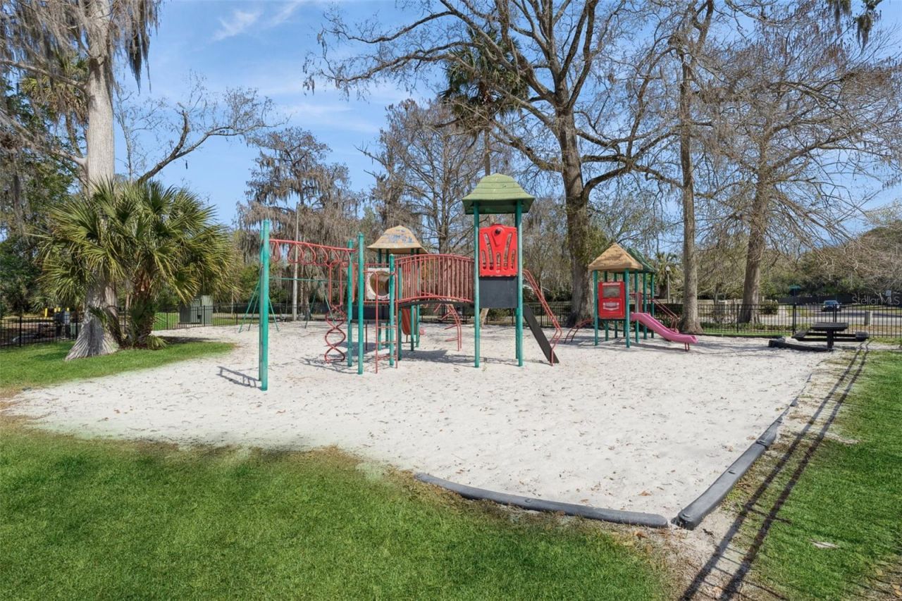 429 Sheoah Boulevard, Unit 12, Winter Springs, FL 32708 Photo