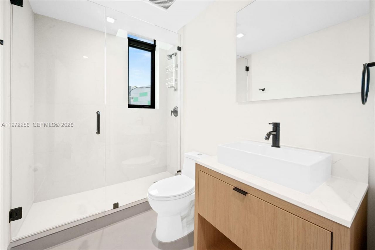 2688 SW 25th Ave., Unit 1, Miami, FL 33133 Photo