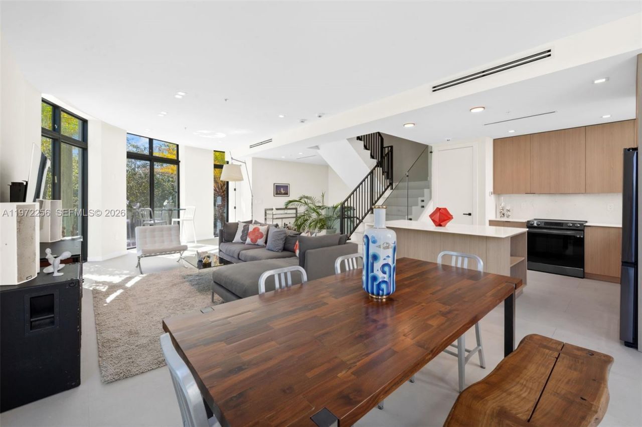 2688 SW 25th Ave., Unit 1, Miami, FL 33133 Photo