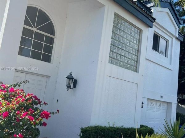 202 NE 211th Ter , Unit 202, Miami, FL 33179
