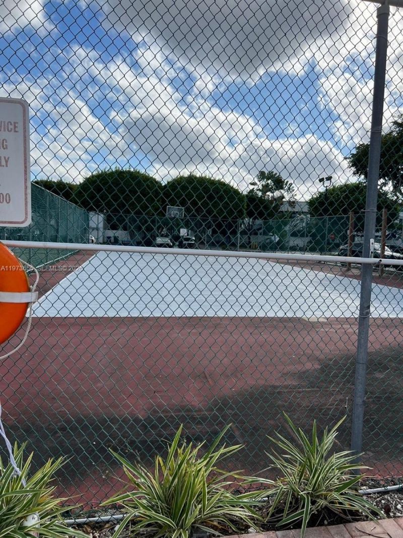 202 NE 211th Ter , Unit 202, Miami, FL 33179 Photo