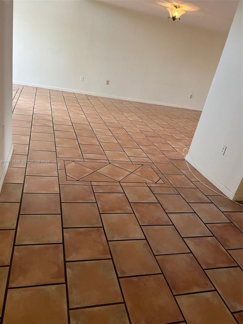 202 NE 211th Ter , Unit 202, Miami, FL 33179 Photo