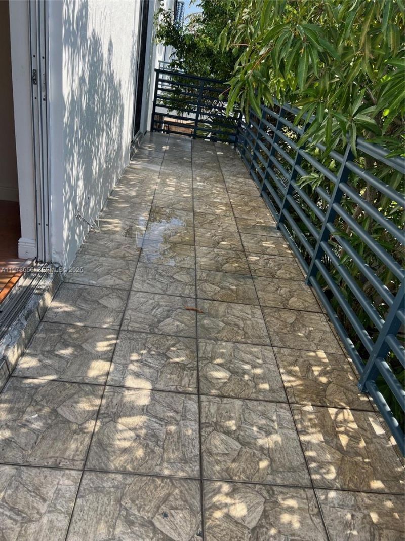 202 NE 211th Ter , Unit 202, Miami, FL 33179 Photo