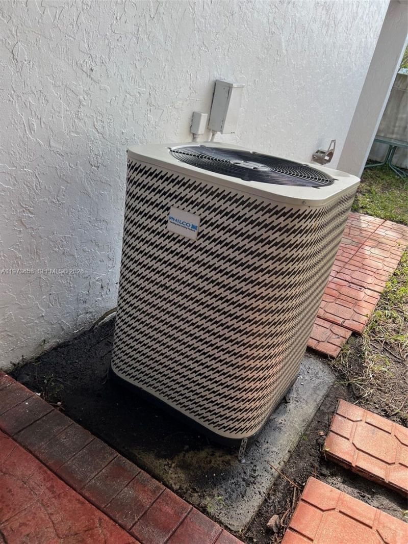 202 NE 211th Ter , Unit 202, Miami, FL 33179 Photo