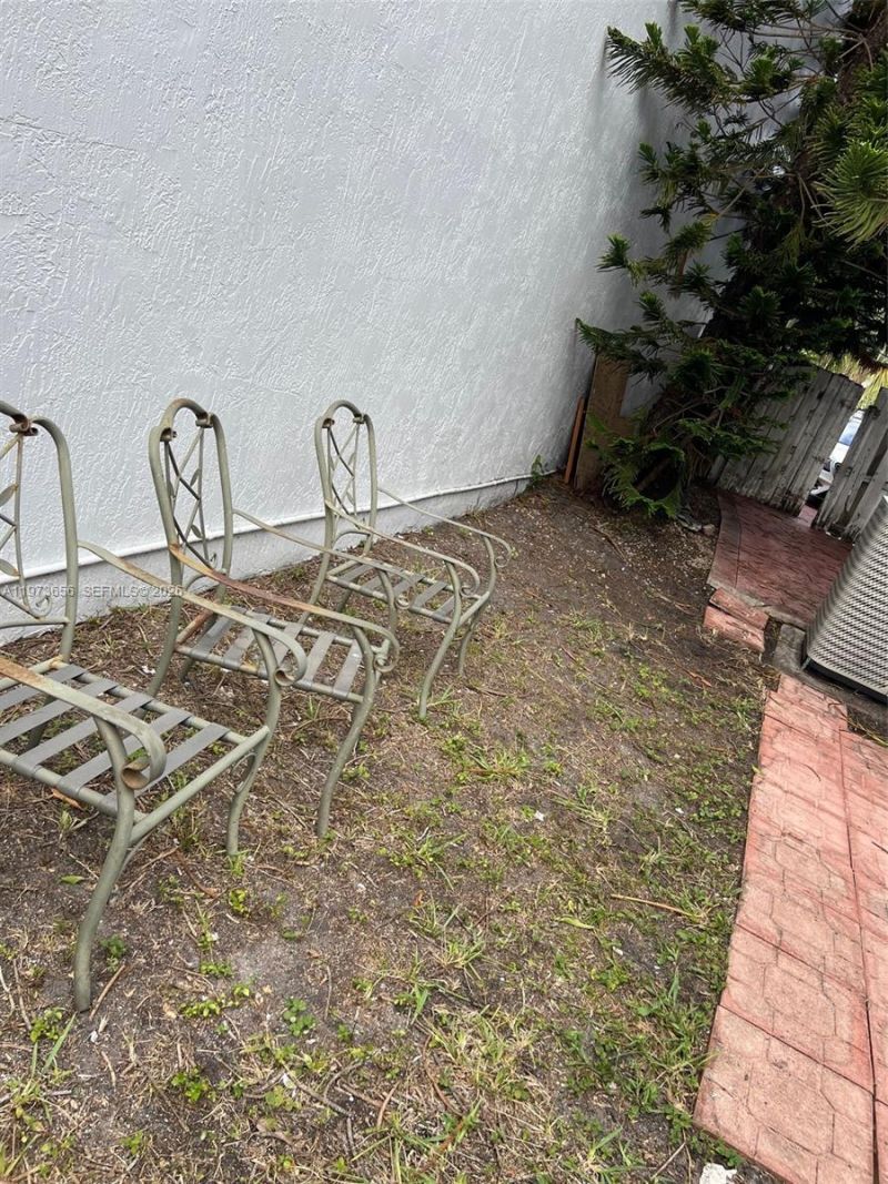 202 NE 211th Ter , Unit 202, Miami, FL 33179 Photo