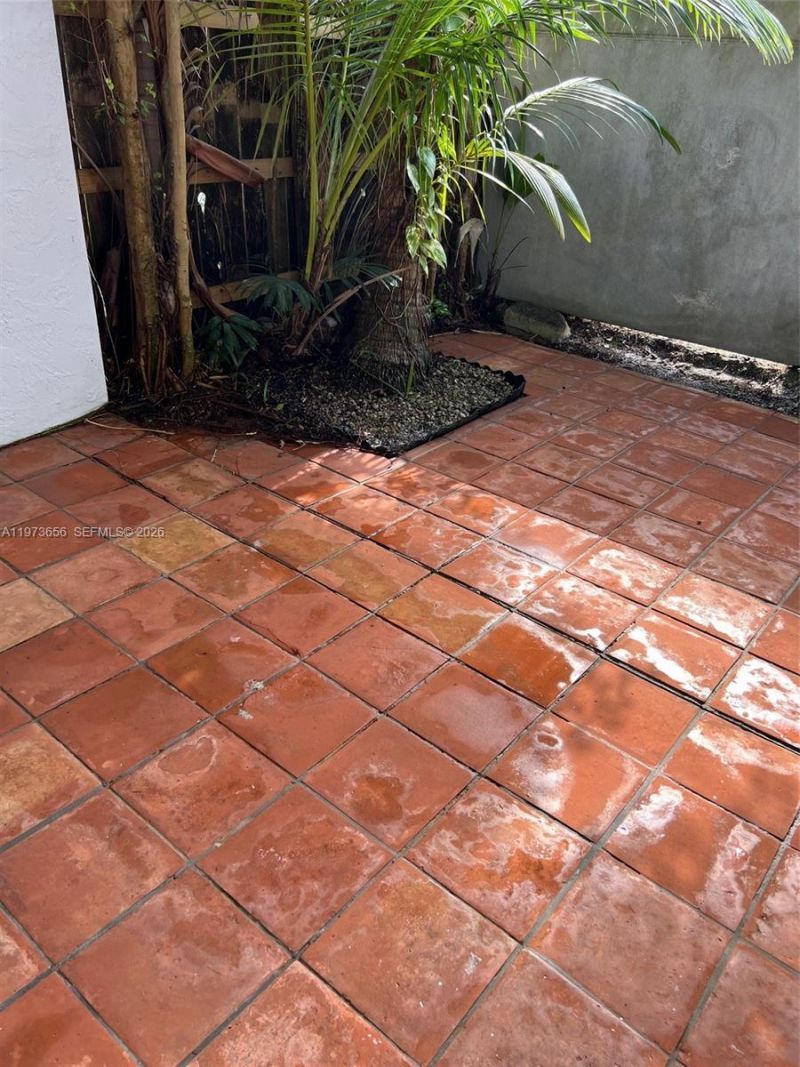 202 NE 211th Ter , Unit 202, Miami, FL 33179 Photo