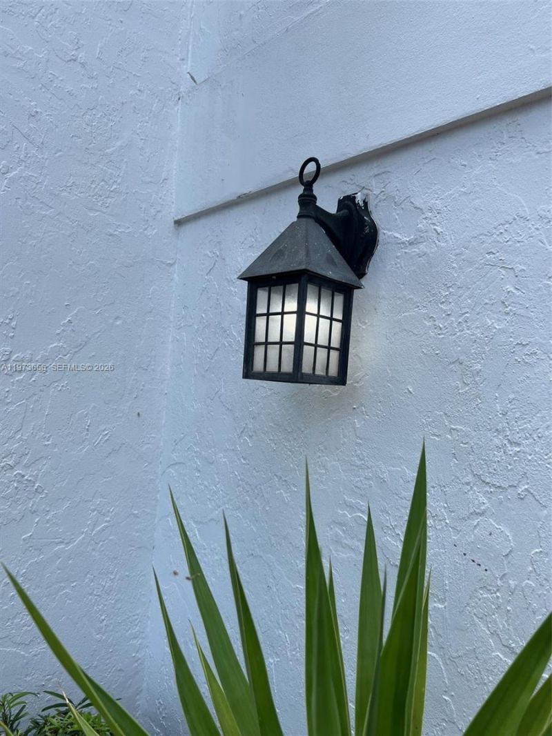 202 NE 211th Ter , Unit 202, Miami, FL 33179 Photo