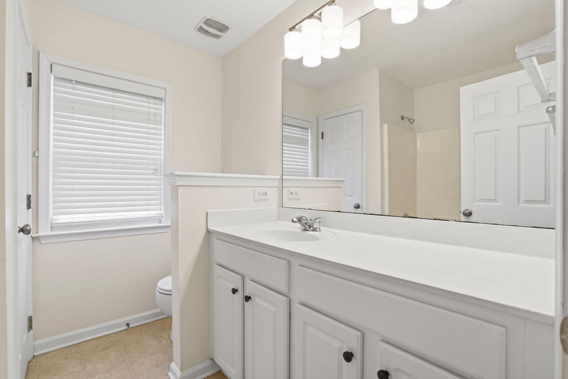 209 Goldfinch Lane Photo 21
