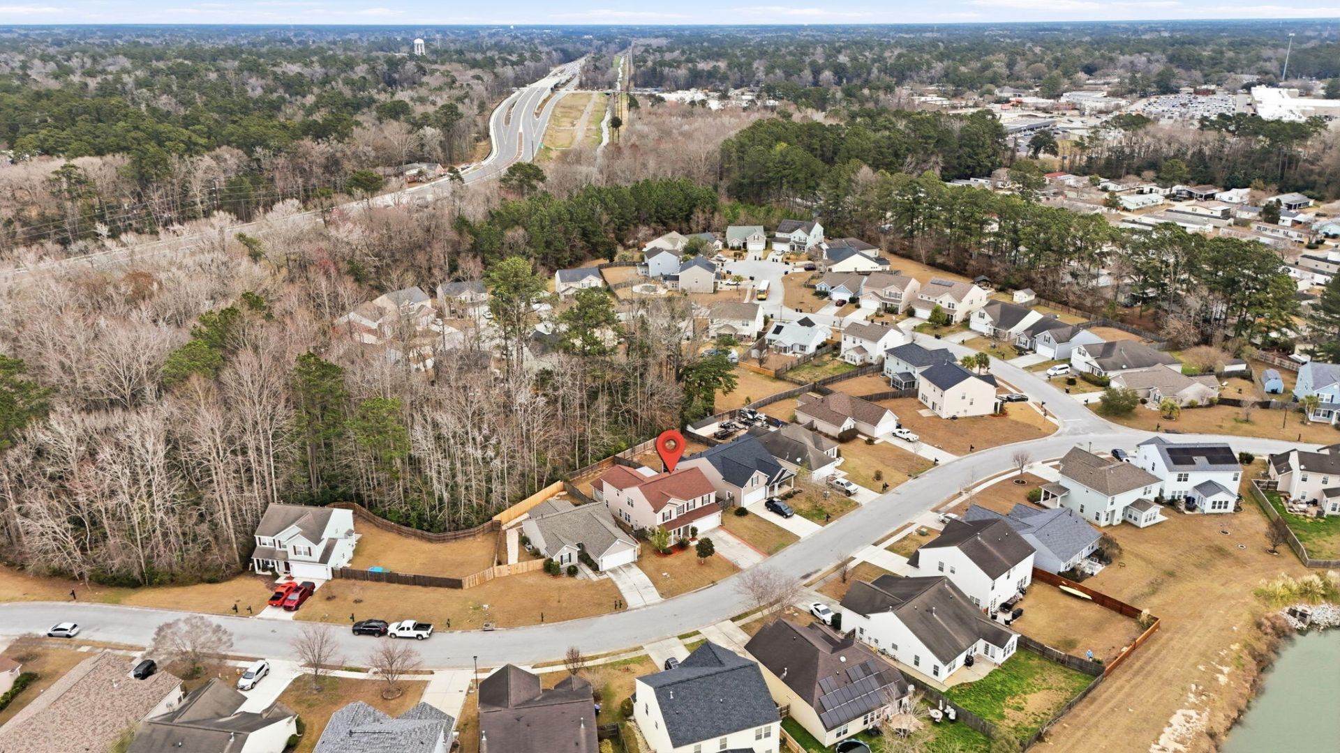 209 Goldfinch Lane Photo 32