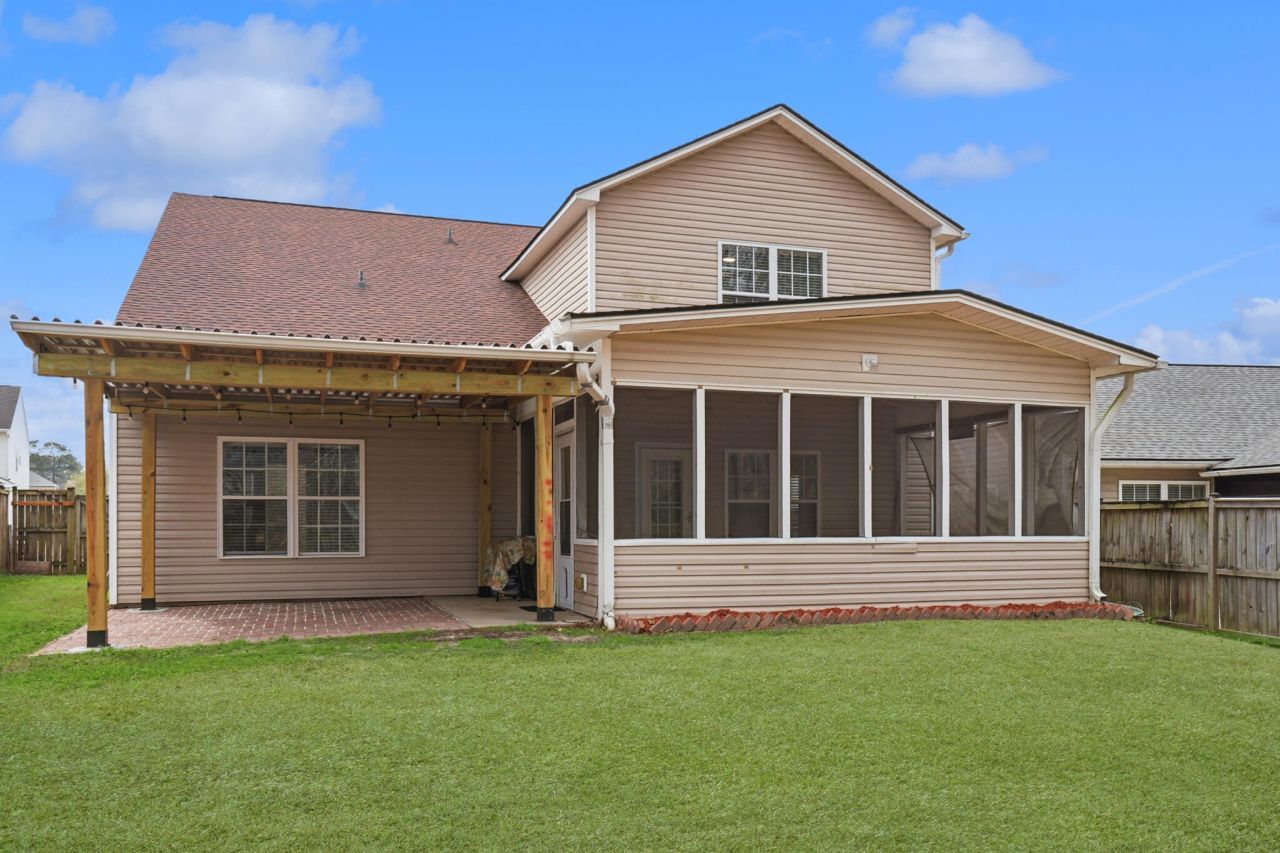 209 Goldfinch Lane Photo 34