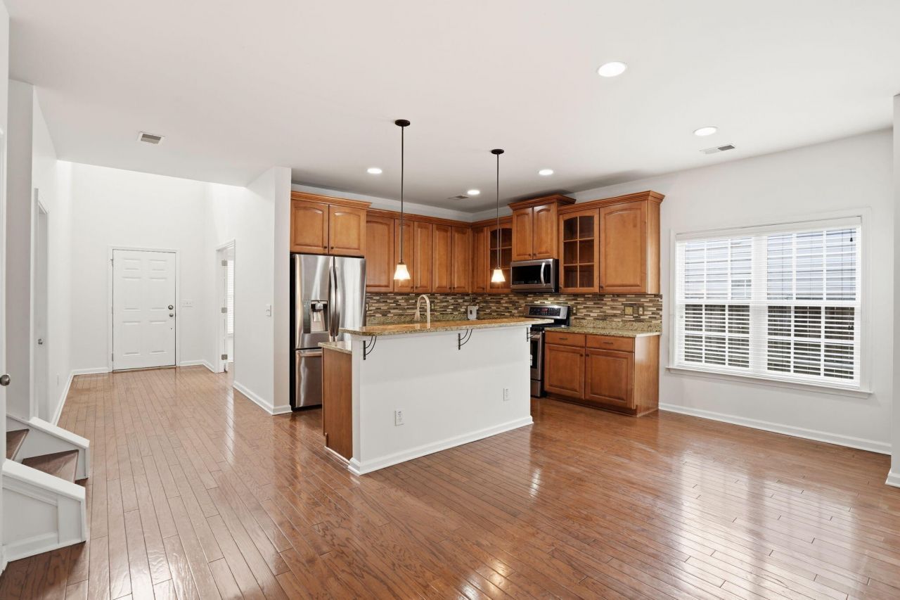 209 Goldfinch Lane Photo 6