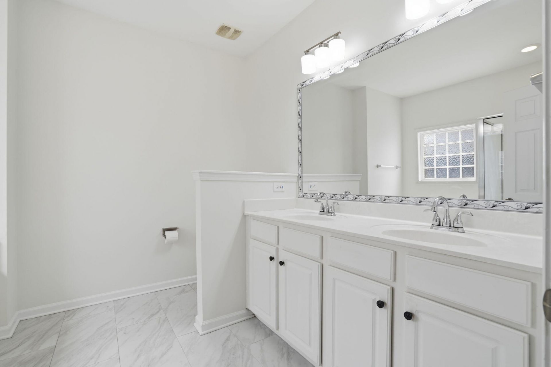 209 Goldfinch Lane Photo 9