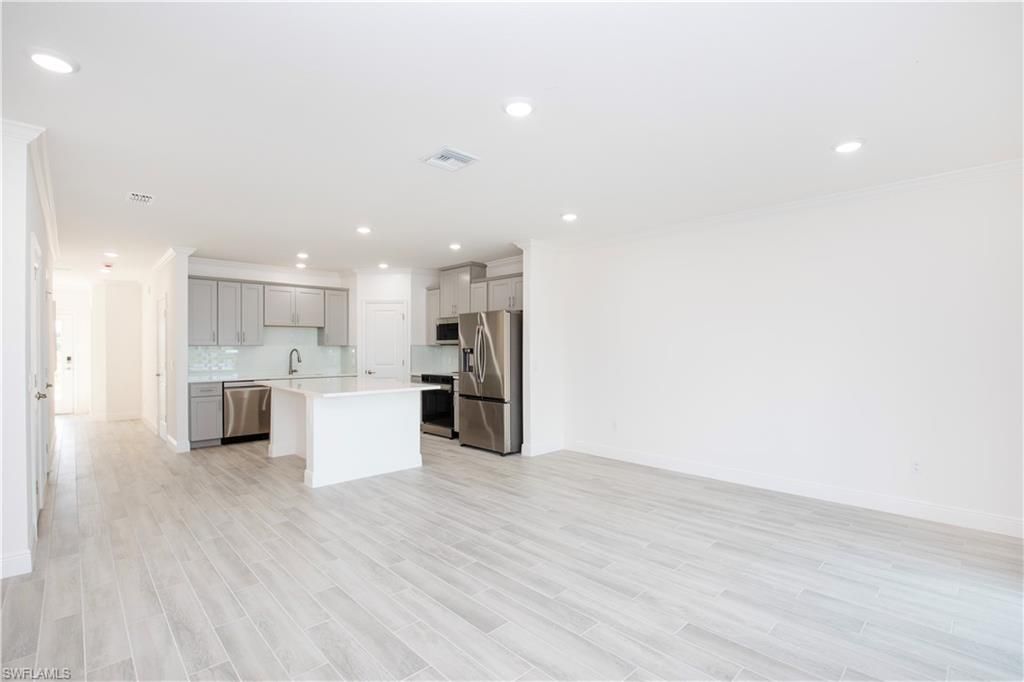 10534 Fountain Palm Cir, Bokeelia, FL 33922 Photo